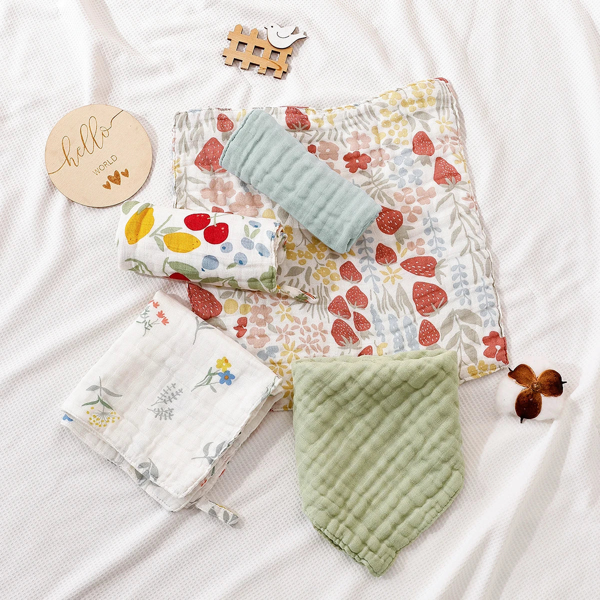 Bamboo Muslin Washcloth Set - 5-Piece Soft Baby Towels & Bibs